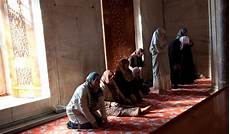 Carpet Praying