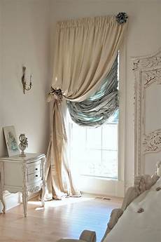 Cubide Curtain