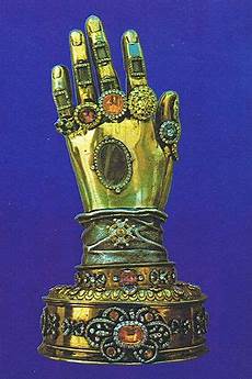 Glove
