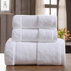 Hotel Bathtowel