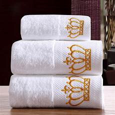 Hotel Bathtowel