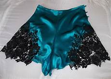 Knickers