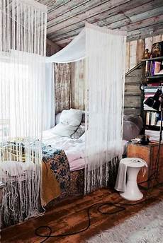 Material Curtain