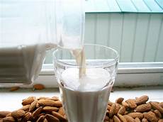 Raw Almond