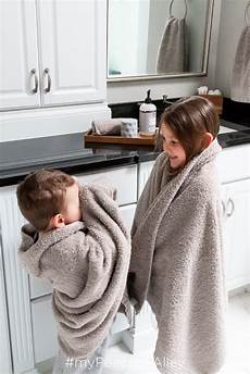 Ruched Towels